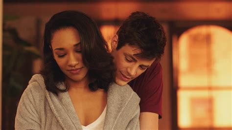 candice patton leak|The Flash: Barry and Iris Cant Stop Making Out in This Season。